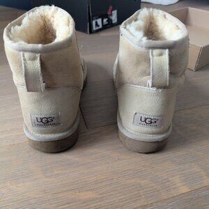 UGG classic mini boots in sand